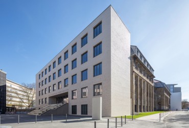 Referenz-Fritz-Henssler-Berufskolleg-heroal-W-72-D-72