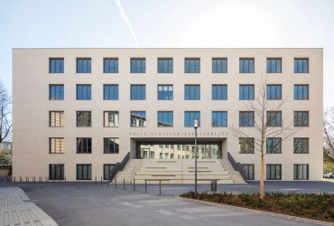 Referenz-heroal-Fritz Henssler Berufskolleg_heroal W 72-heroal D 72