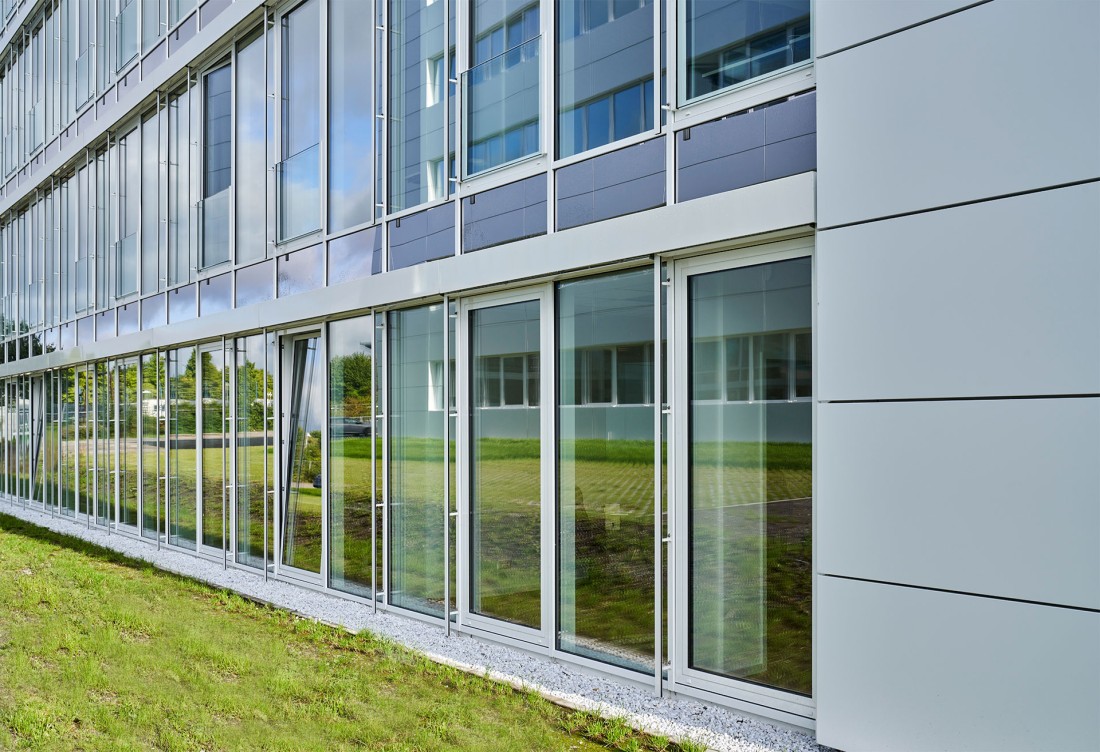 Business Quartier Westend-Carré bodentiefe Verglasung