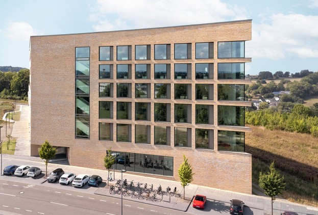 Architetti heroal - Edificio di ricerca CARL - RWTH di Aquisgrana