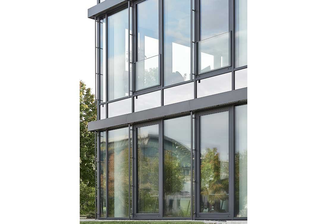 Referenz_Technologiepark-Paderborn_04_heroal-W-72_C-50-HI