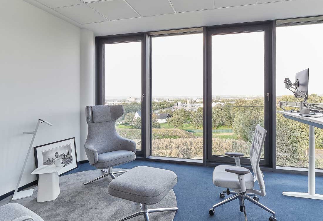 Referenz_Technologiepark-Paderborn_09_heroal-W-72_C-50-HI