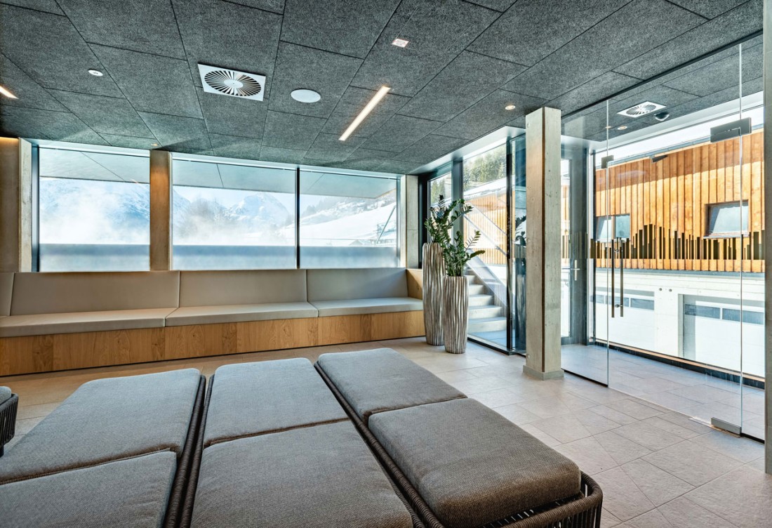 All-Suite-Resort-Paznaun_AT_09_heroal-C-50,-D-72