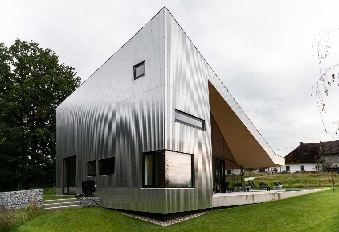 Haus Mesh 05 - heroal W 72