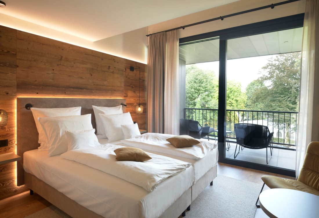 Hotel-Bütgenbacher-Hof_BE_02_heroal-S-77-SL