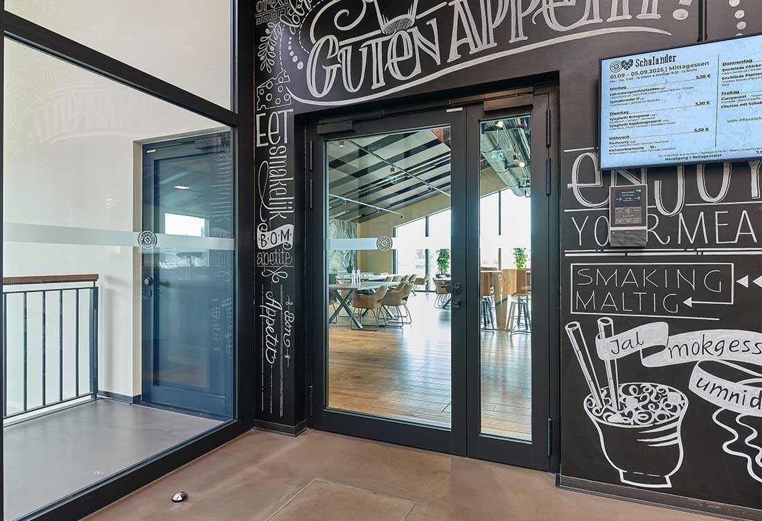 Liebesbier-Urban-Art-Hotel-Innenansicht