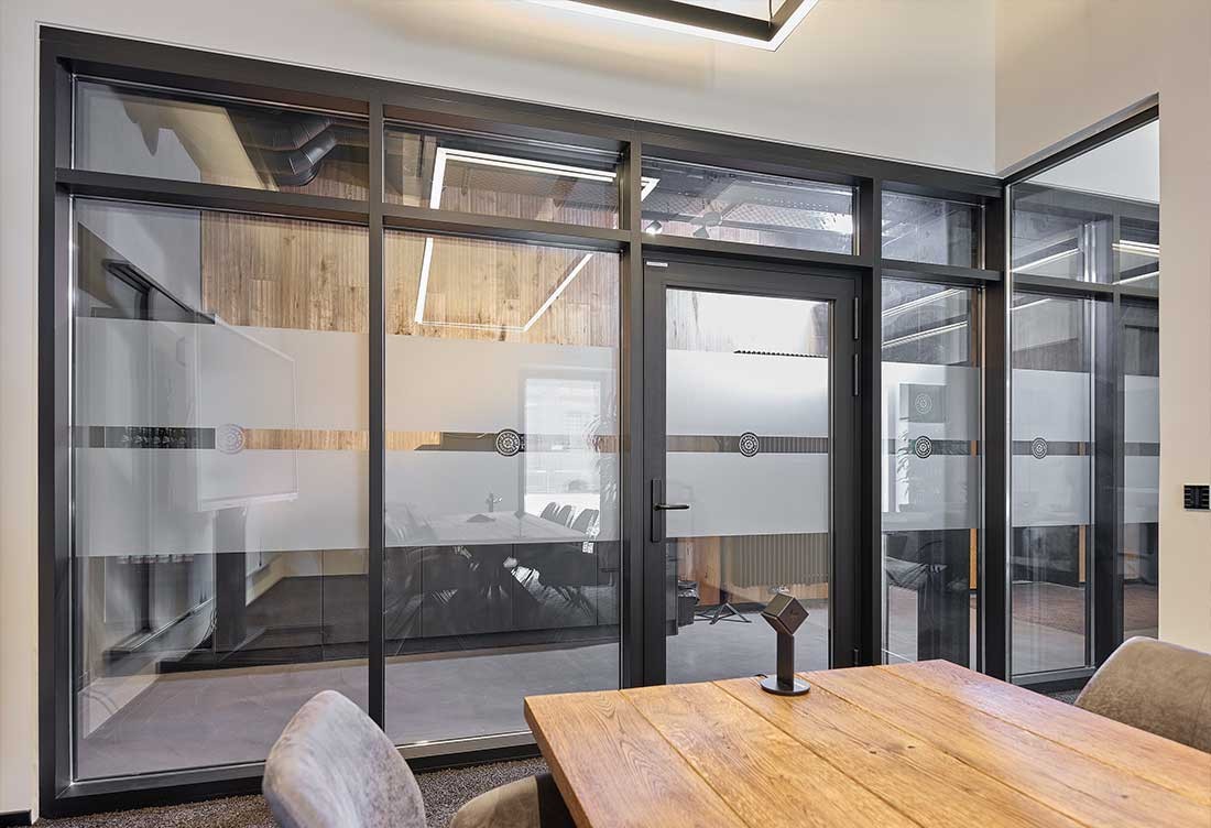 Liebesbier-Urban-Art-Hotel-Innenansicht-Bueroraeume