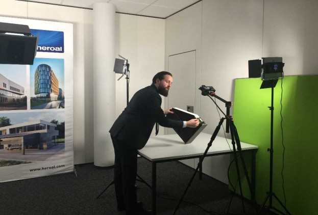 BAU ONLINE 2021-presentation-heroal-door systems