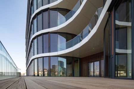 Op BAU 2023 stelde heroal innovatieve oplossingen voor smart home en smart building voor. Met de ventilatieklep heroal W 72 VF kunnen gecontroleerde natuurlijke ventilatieconcepten kunnen worden geïmplementeerd. © Štěpán Látal